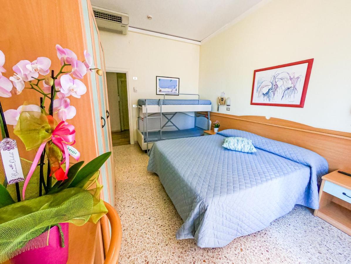 Hotel Simplon Bellaria-Igea Marina Ruang foto