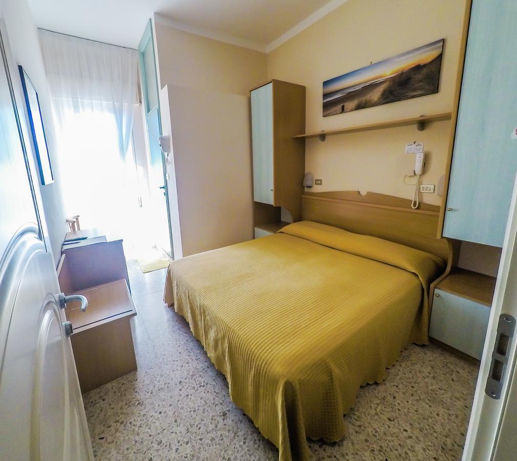 Hotel Simplon Bellaria-Igea Marina Ruang foto